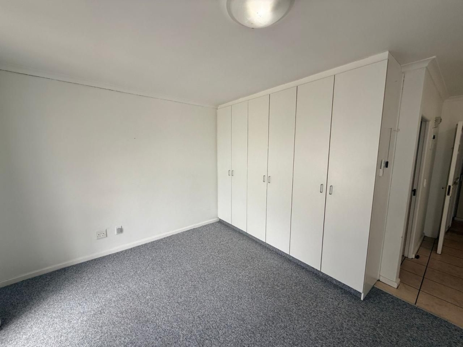 To Let 1 Bedroom Property for Rent in Langerug Western Cape